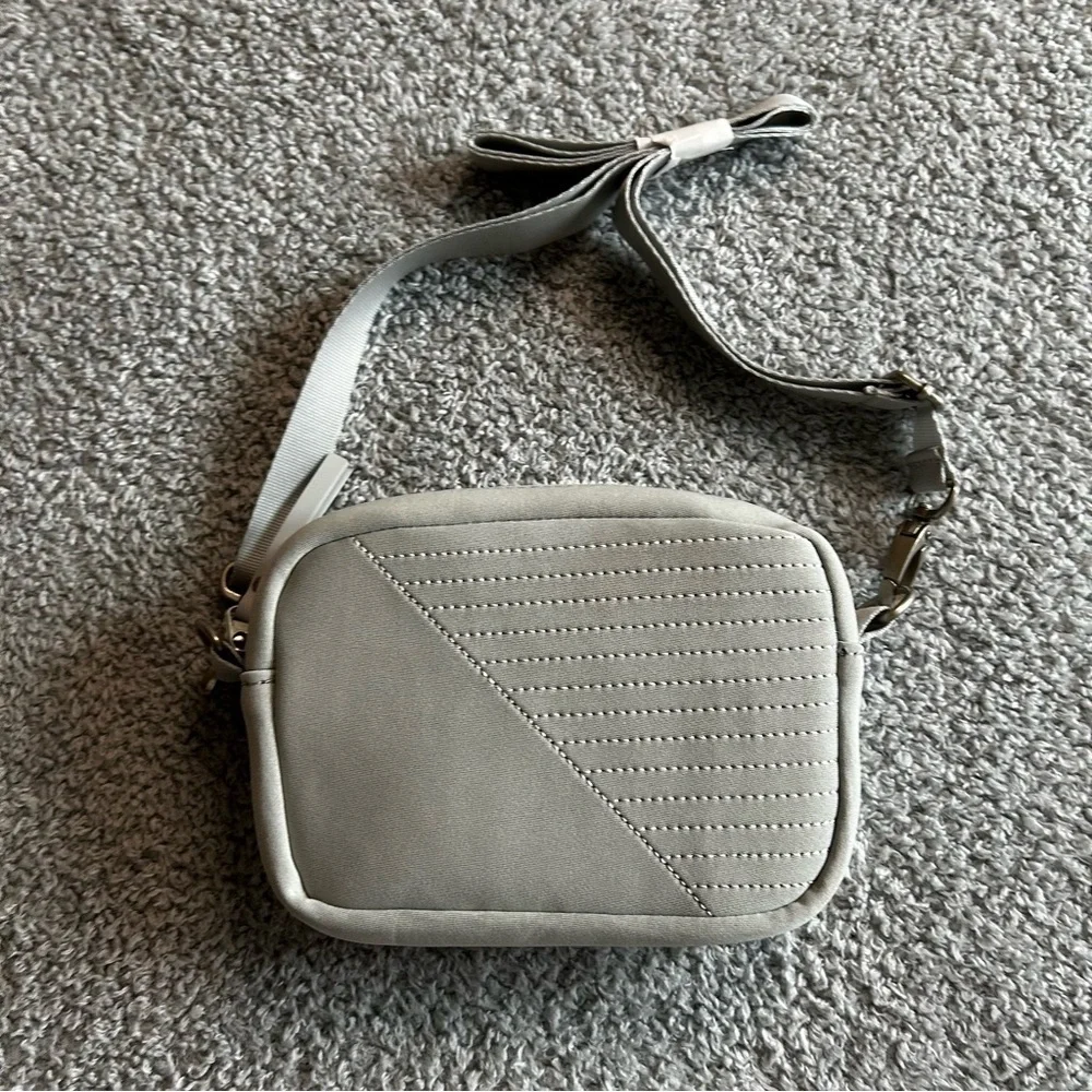 Vooray Elegant Gray Crossbody Bag